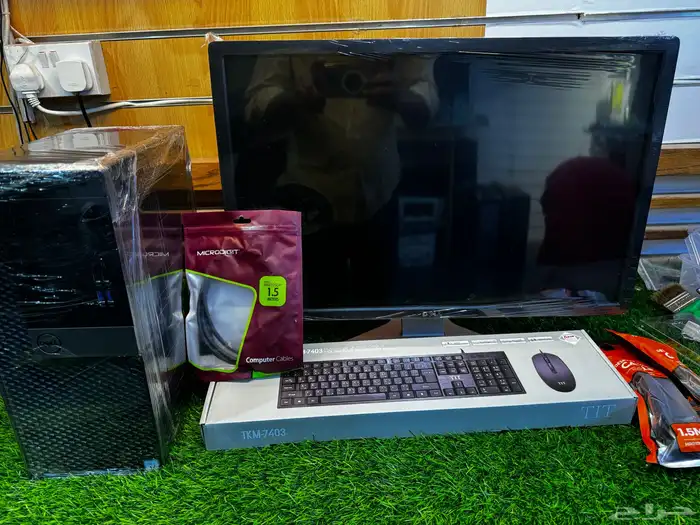 برج الكمبيوتر الشخصي من Dell 1