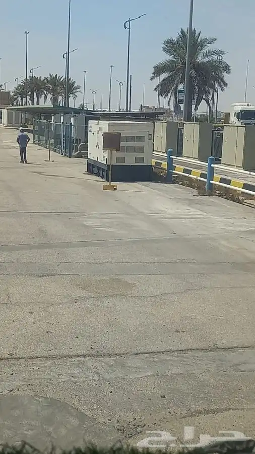 تاجير مولدات كهرباء generators Rental and Tower light 1