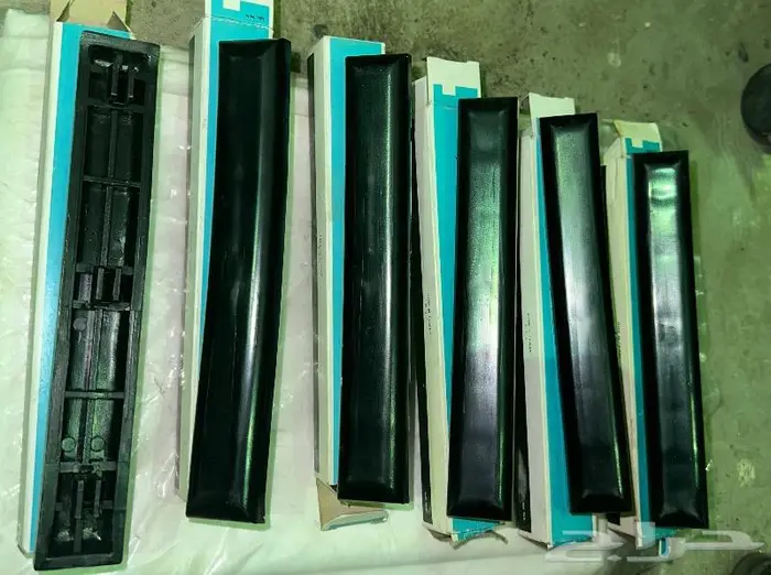 قطع غيار واكسسورات متنوعه جديد ومستعمل 24