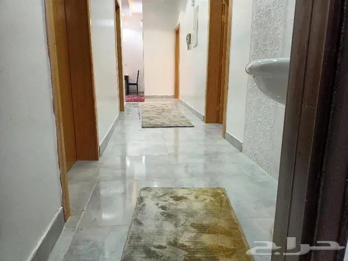 شقة مفروشة جديدة غرب حديقة المطار وممشى الروضة 20