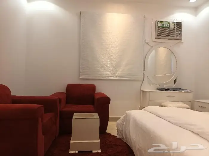 شقة مفروشة جديدة غرب حديقة المطار وممشى الروضة 23