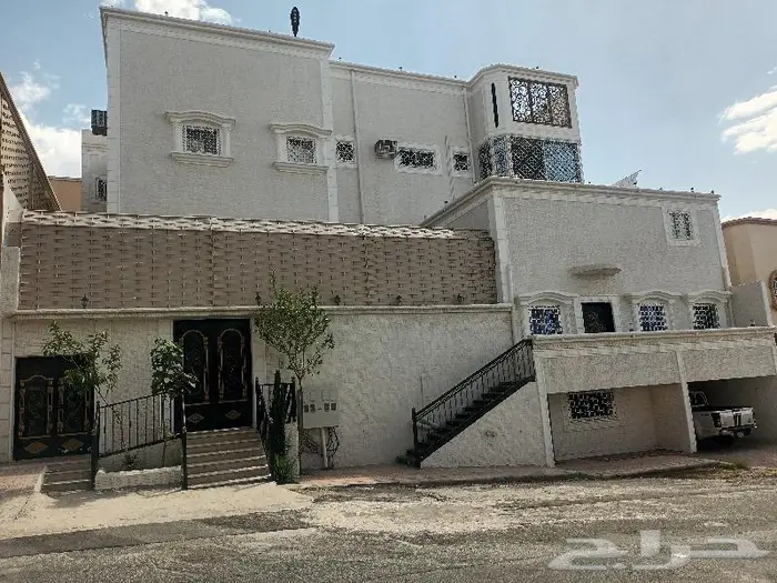شقة مفروشة جديدة غرب حديقة المطار وممشى الروضة 29