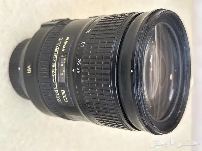 عدسة نيكون زوم 28-300مم 1
