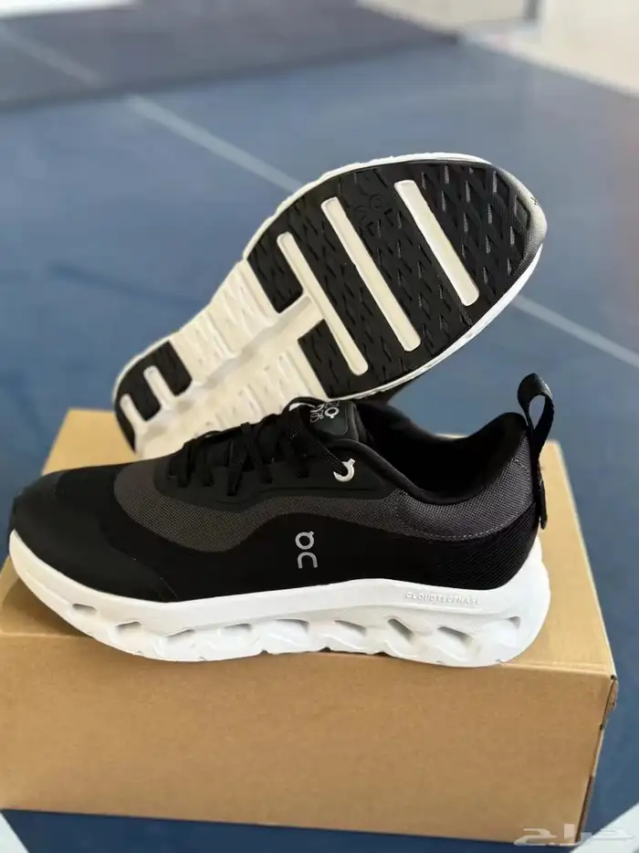 شوز لويفي   جزمه اون راننج  راننق   Loewe shoes 1