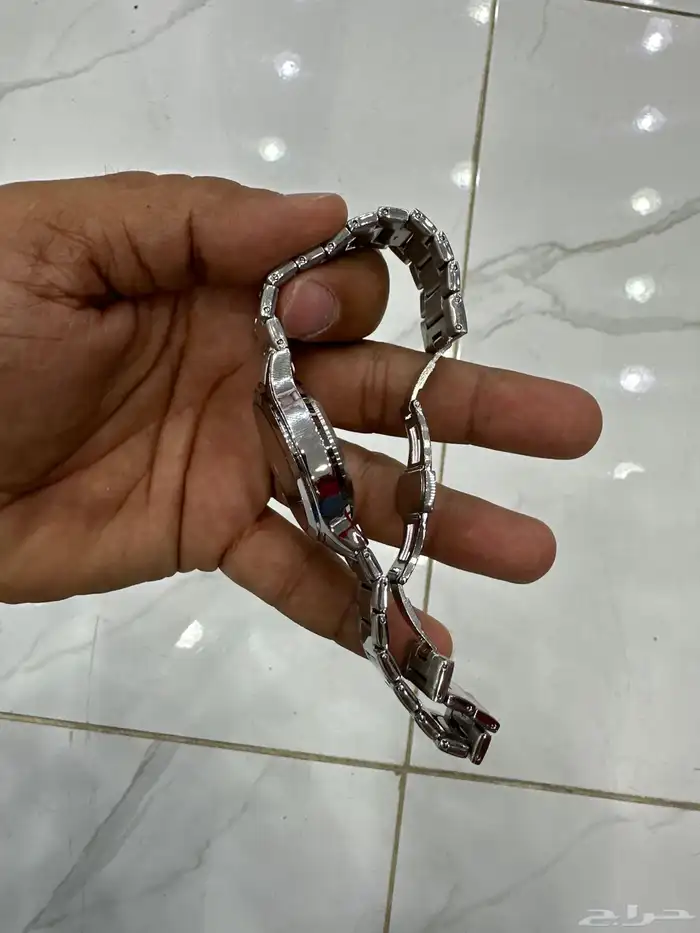 ساعت يد الصلاه 1