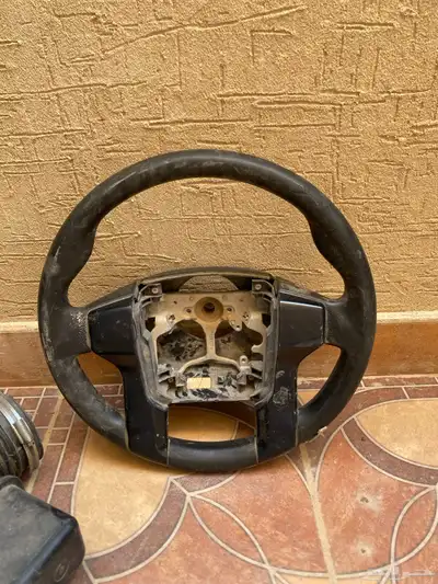 للبيع زجاجه خلفيه تندرا 6
