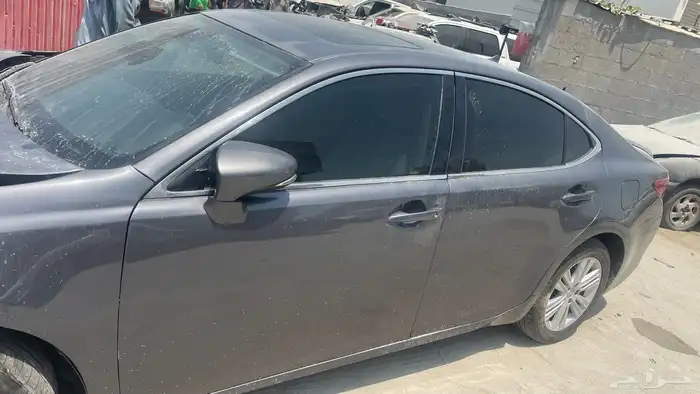 تشليح لكزس es350 2014 قطع غيار فقط يوجد 7