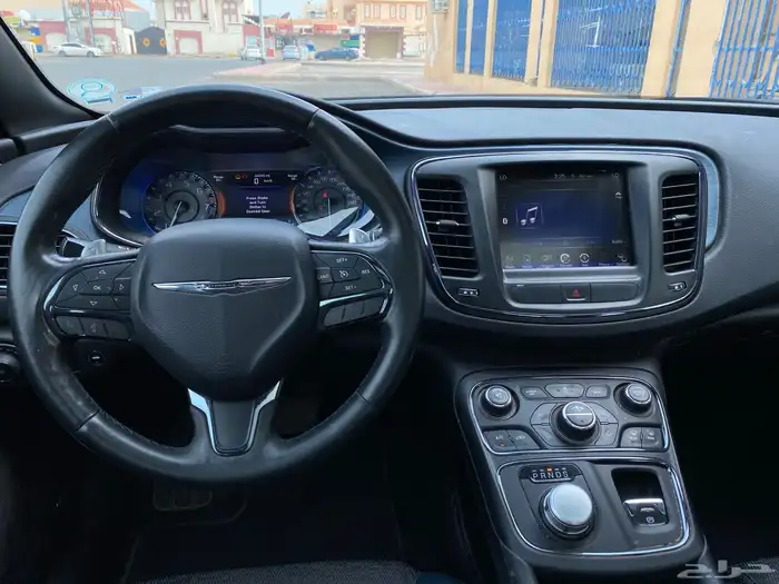 كرايزلر 200s 2015 تم تنزيل الحد 3