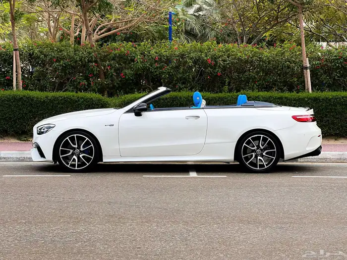 ايجار سيارات رياضية في دبي 4