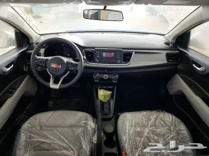 كيا ريو استاندر موديل 2023 عرض خاص اللون فضي 11