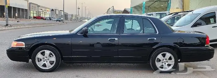 للبيع فورد كراون فكتوريا مديل 2007 2
