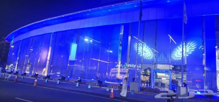 افتتاحات شاشات ليزرات 8