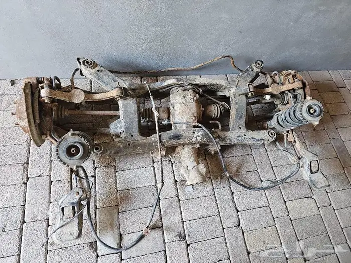 قطع غيار سوبارو 98 99 2000 7