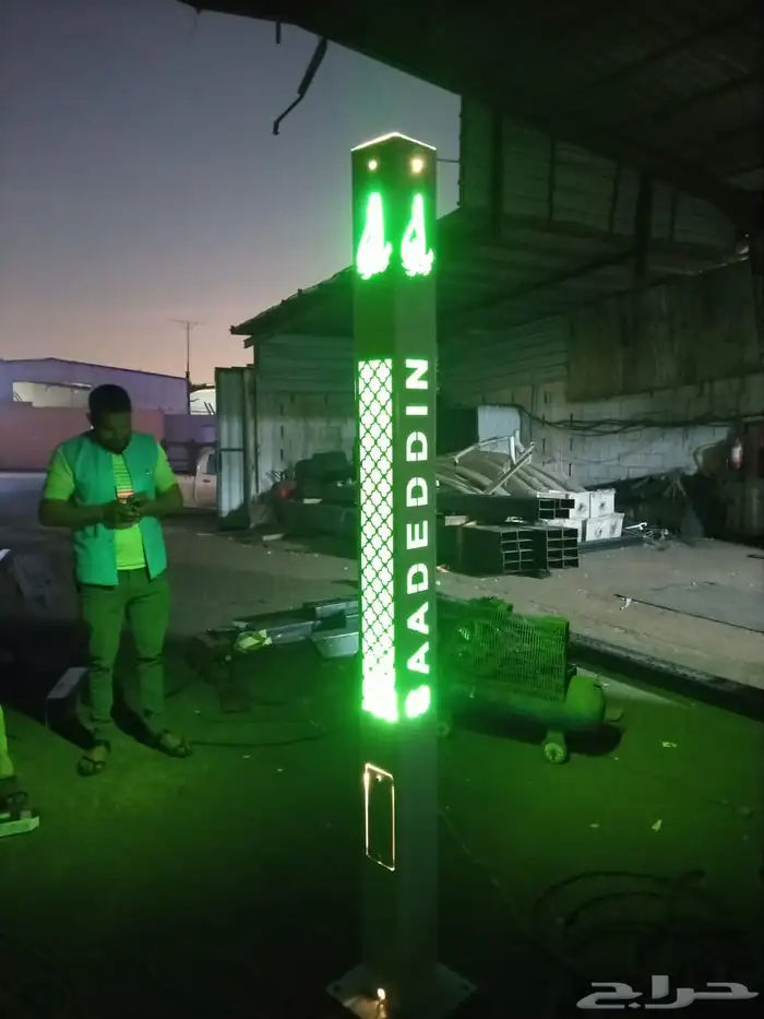 اعمدة شوارع وكشافات وقواعد خرسانيه واعمدة ديكوريه 12