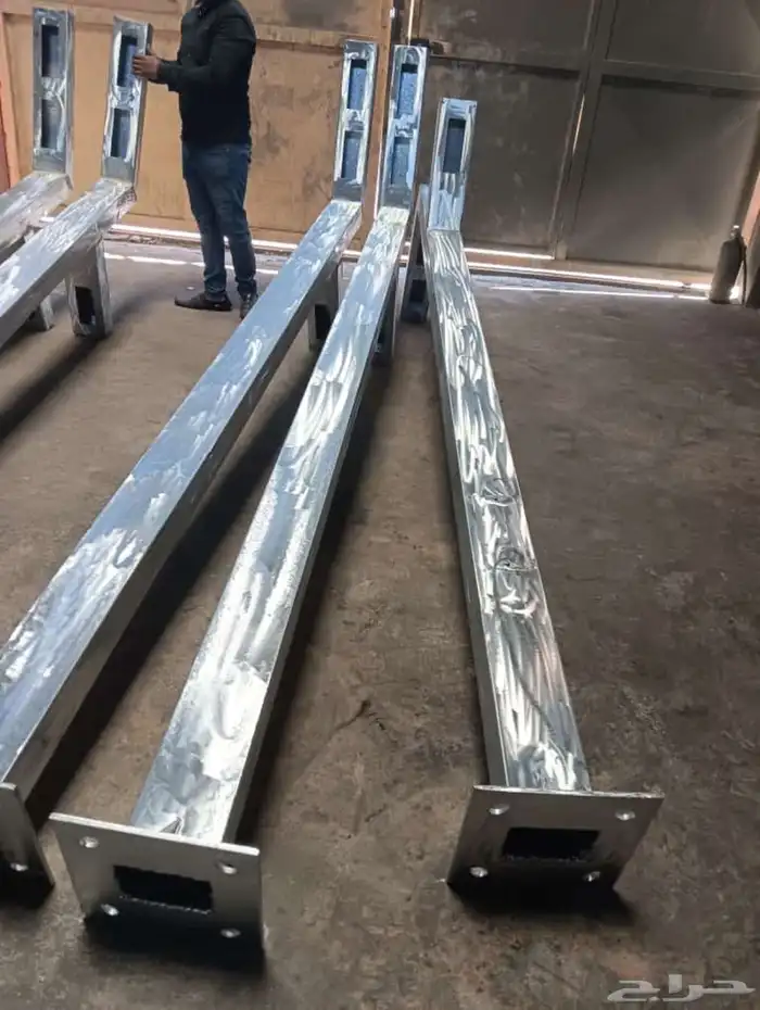 اعمدة شوارع وفوانيس وأعمدة تفصيل وقواعد خرسانيه 9