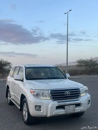 لاندكروزر GXR 2013 مخزن(مباع) 2