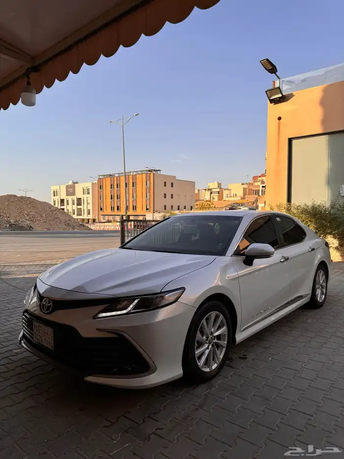 للبيع كامري 2023 اخت الوكالة لؤلؤي مالك اول 9