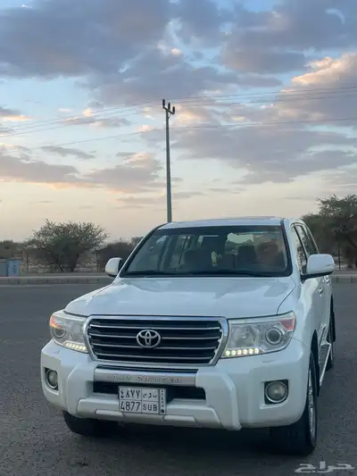 لاندكروزر GXR 2013 مخزن(مباع) 1