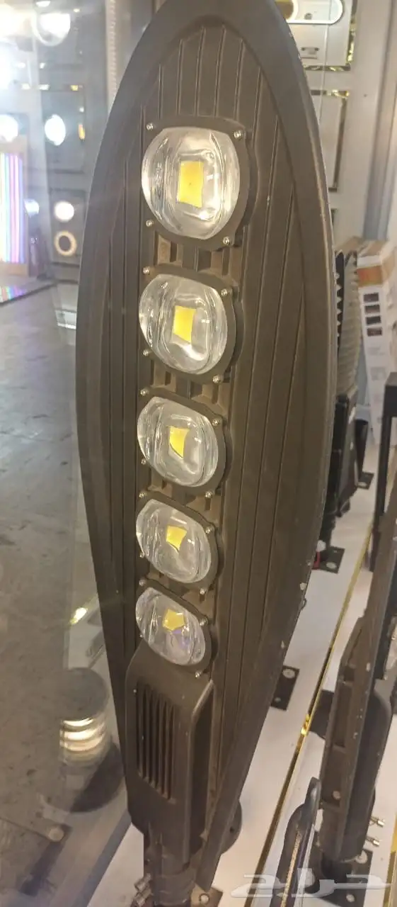 اعمدة شوارع وفوانيس وأعمدة تفصيل وقواعد خرسانيه 3