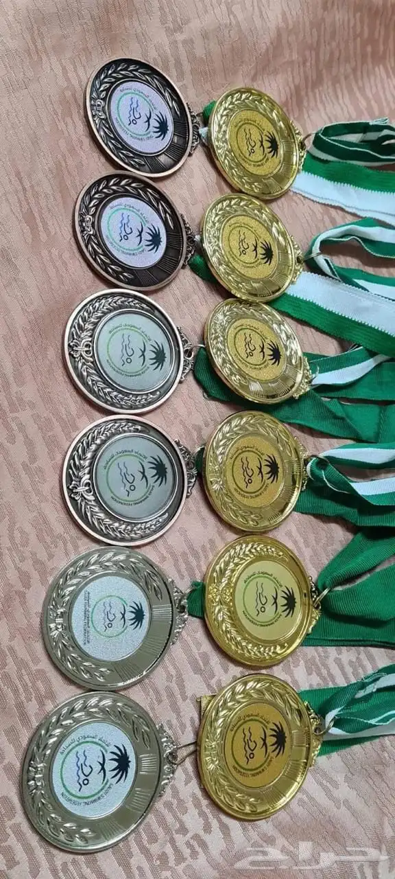 دروع تذكارية 16