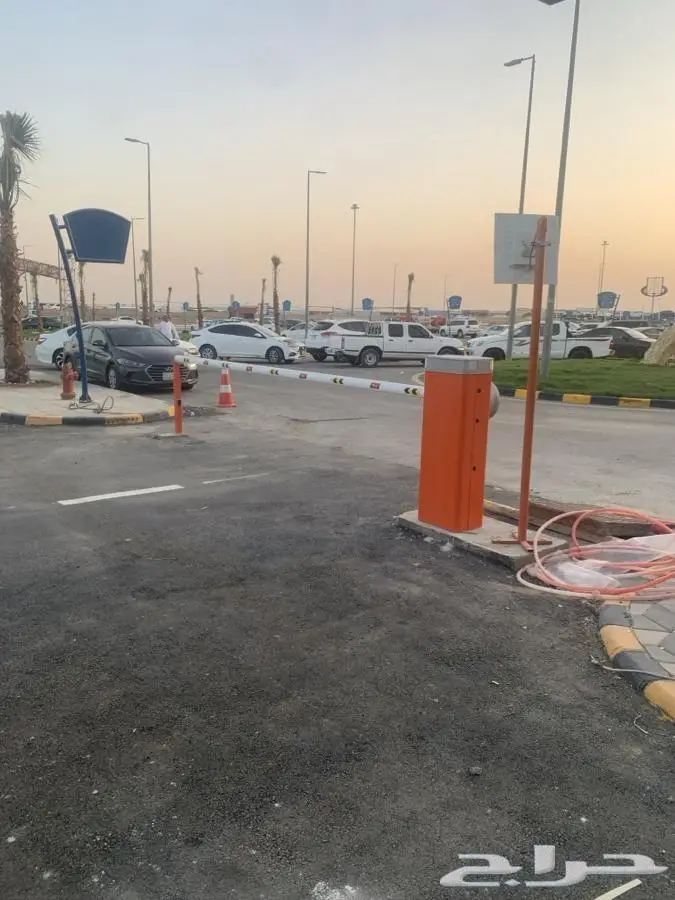 بوابات دخول السيارات عن طريق البصمة والكارت وعن بعد 2