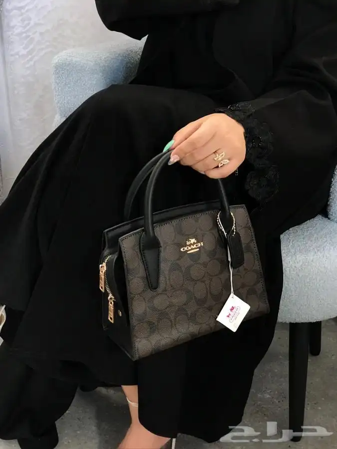 شناط ماركات درجه اولى التوصيل داخل الدمام مجانا  وشحن لجميع 46