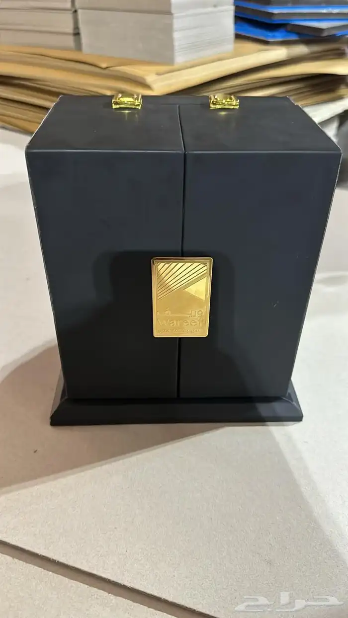 دروع تذكارية 25