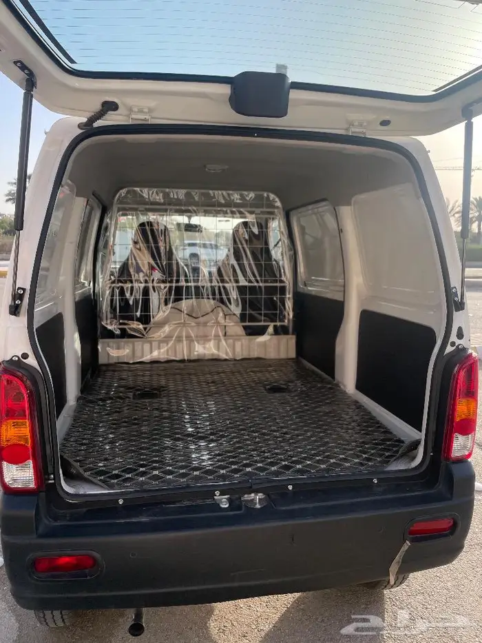 لتوصيل الطرود والشركات اللوجستية باصات للإيجار الشهوي 3