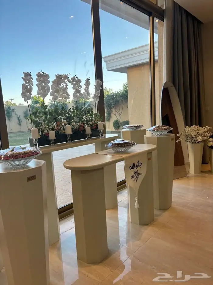 طاولة استقبال مدخل استقبال جدة 4