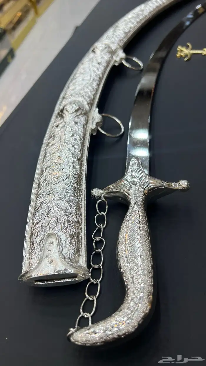 سيوف دمشقية زواج بشت صيفي طقم هدية جنبية دروع تخرج 1