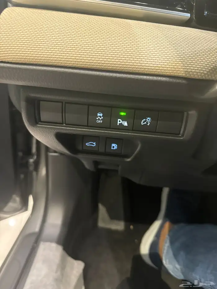 كامري اي 2025 بنزين 4