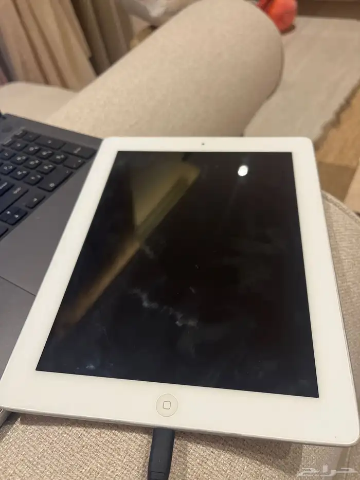 ايباد 4 كبير بحالة ممتازة 0