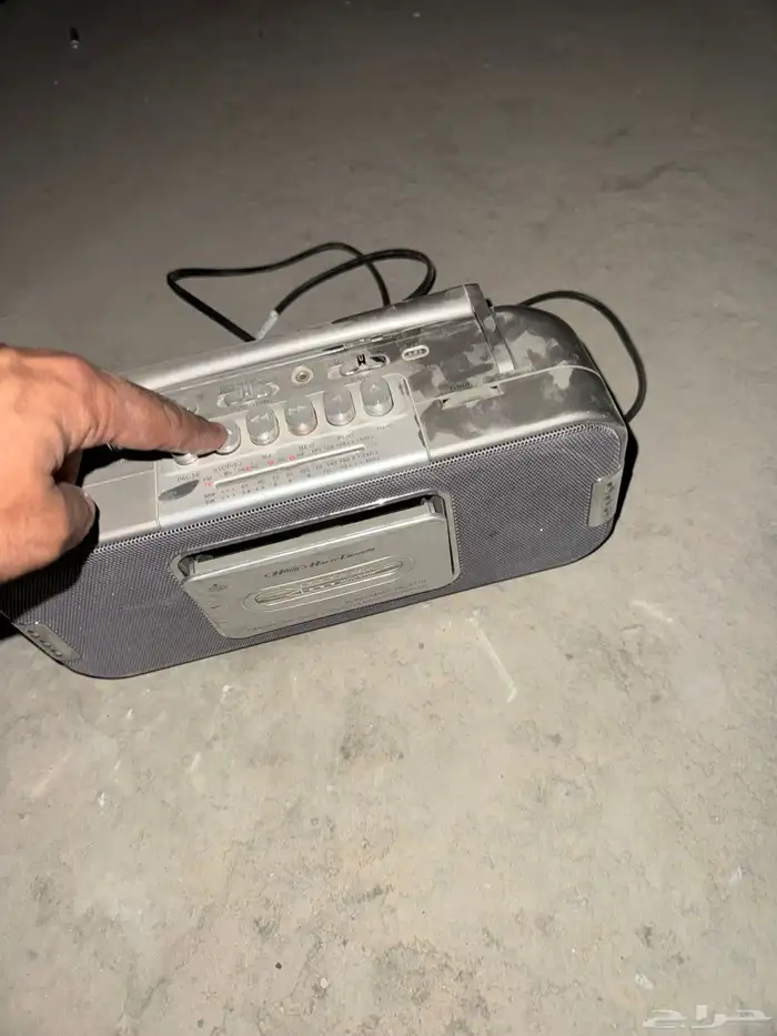 مسجل شغال على البطارية والكهرباء للبيع 2