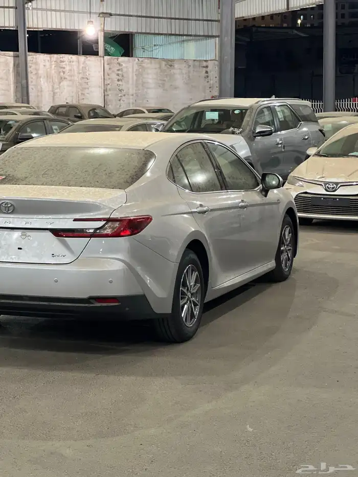 كامري هايبرد E 2025 7