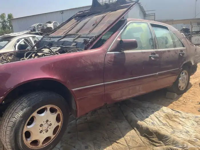 يتوفر قطع غيار مرسيدس 320 600 موديل 94 0
