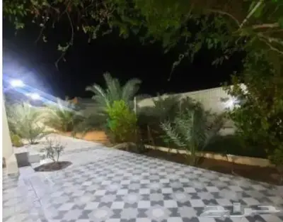 استراحة ايفاء للايجار شرق المزاحمية يومي شهري 12