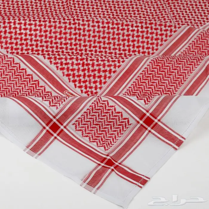 شماغ بوجاتي احمر رجالي 1 والاخر مجان 4