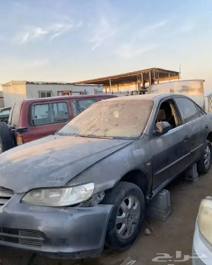 هوندا اكورد 2000 قطع غيار تشليح 0