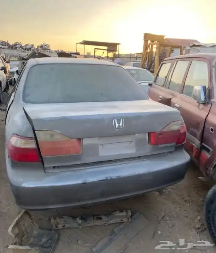 هوندا اكورد 2000 قطع غيار تشليح 2