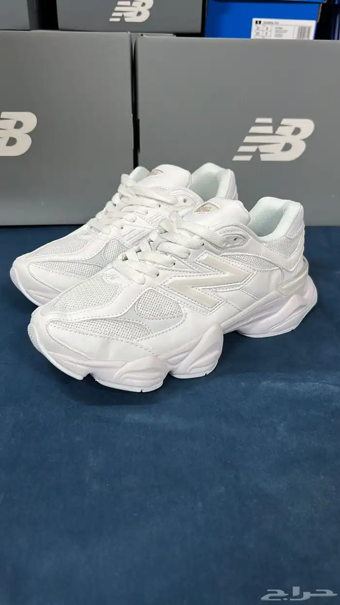 شوزات جديدة الأكثر طلبا نيو بالانس اديداس وغيرها 2