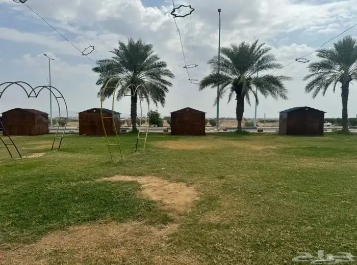 للبيع 5 كشكات نظيفة استخدام سنة 8