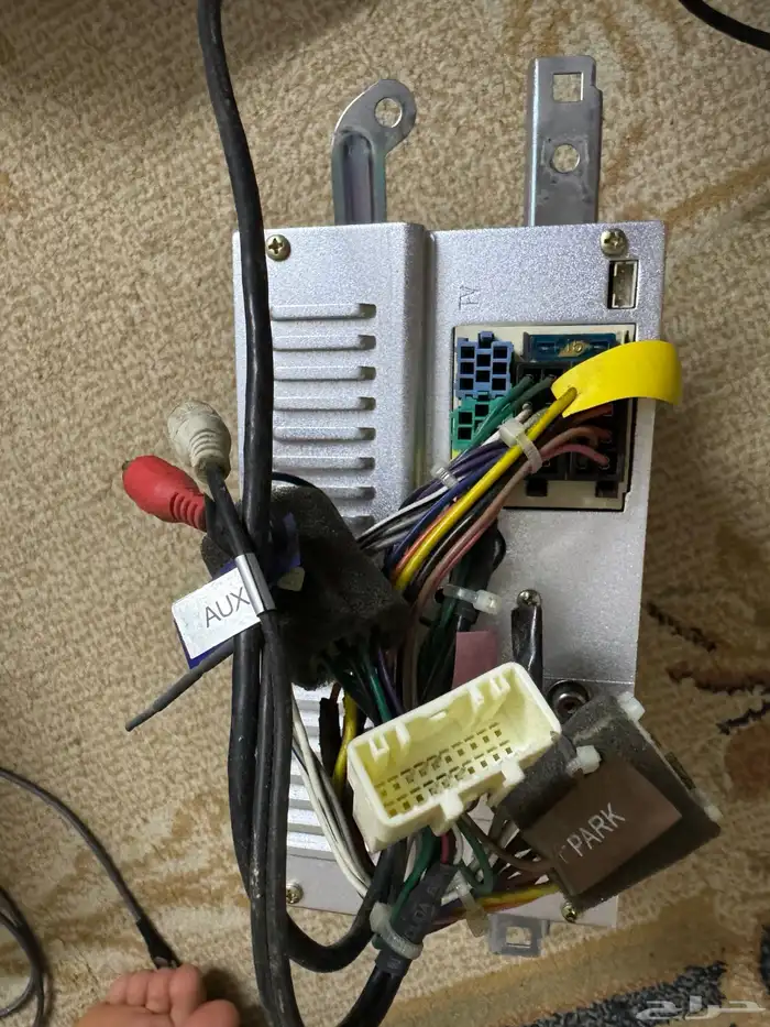 شاشة تركب ف اغلب سيارات تويوتا 1