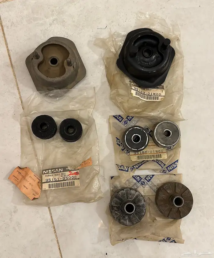 كراسي غماره ددسن 80-85 أصلي 0