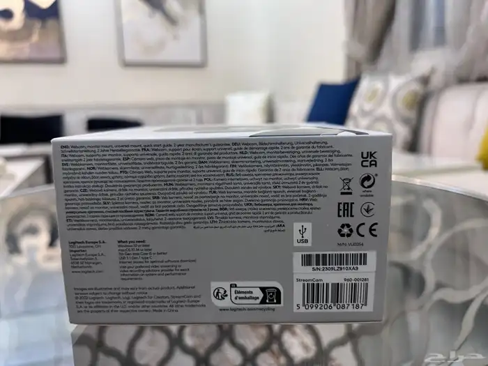 webcam streamcam من logitech جديد 4