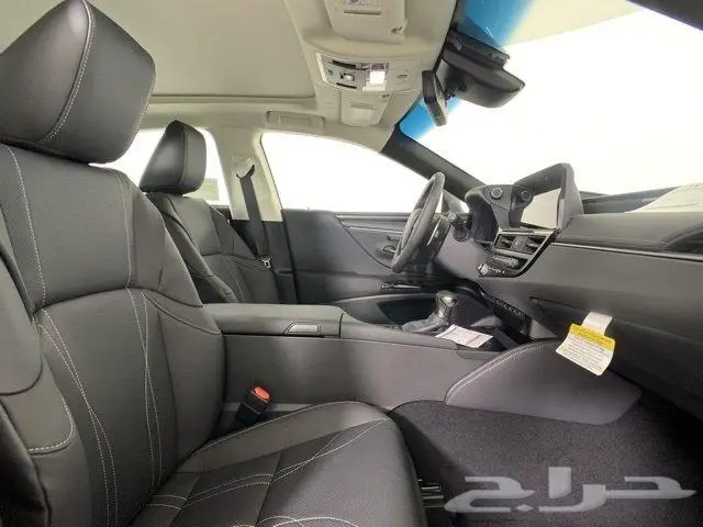 لكسز ES 350 Ultra Luxury موديل 2024 17