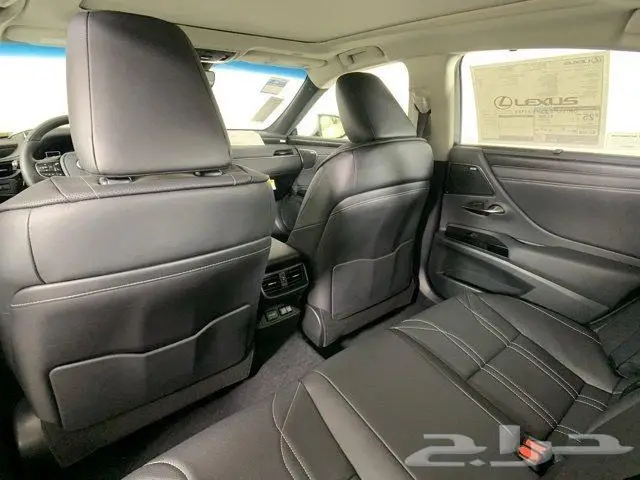 لكسز ES 350 Ultra Luxury موديل 2024 12