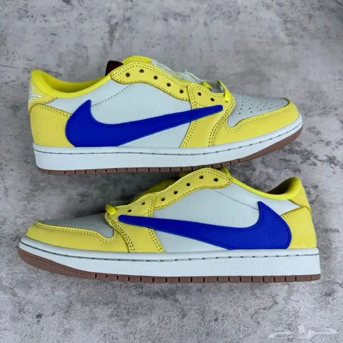 Jordan 1 Retro Low OG SP Travis Scott  Canary 0