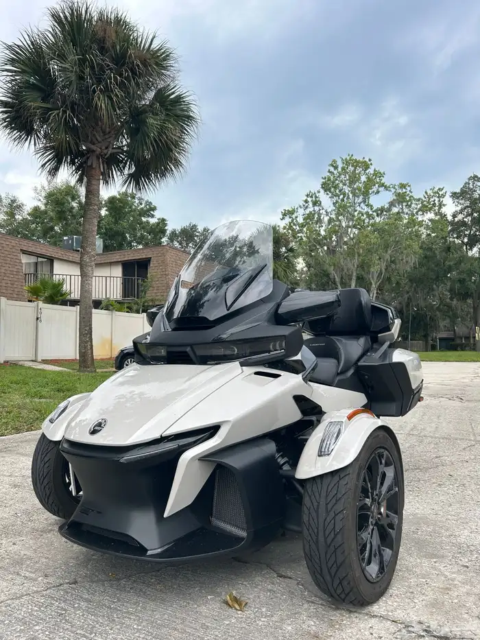 2020 Can-Am Spyder RT limited 16