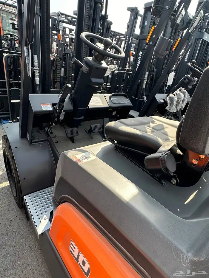 Forklift Doosan جديد فقط 2024 4