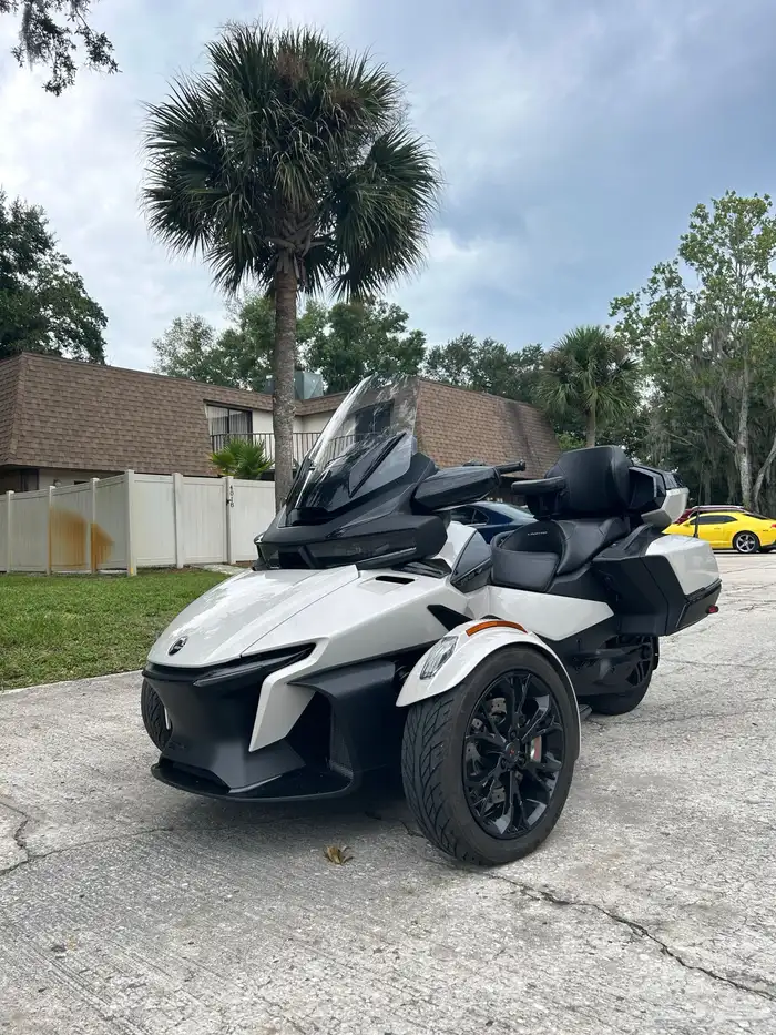 2020 Can-Am Spyder RT limited 1